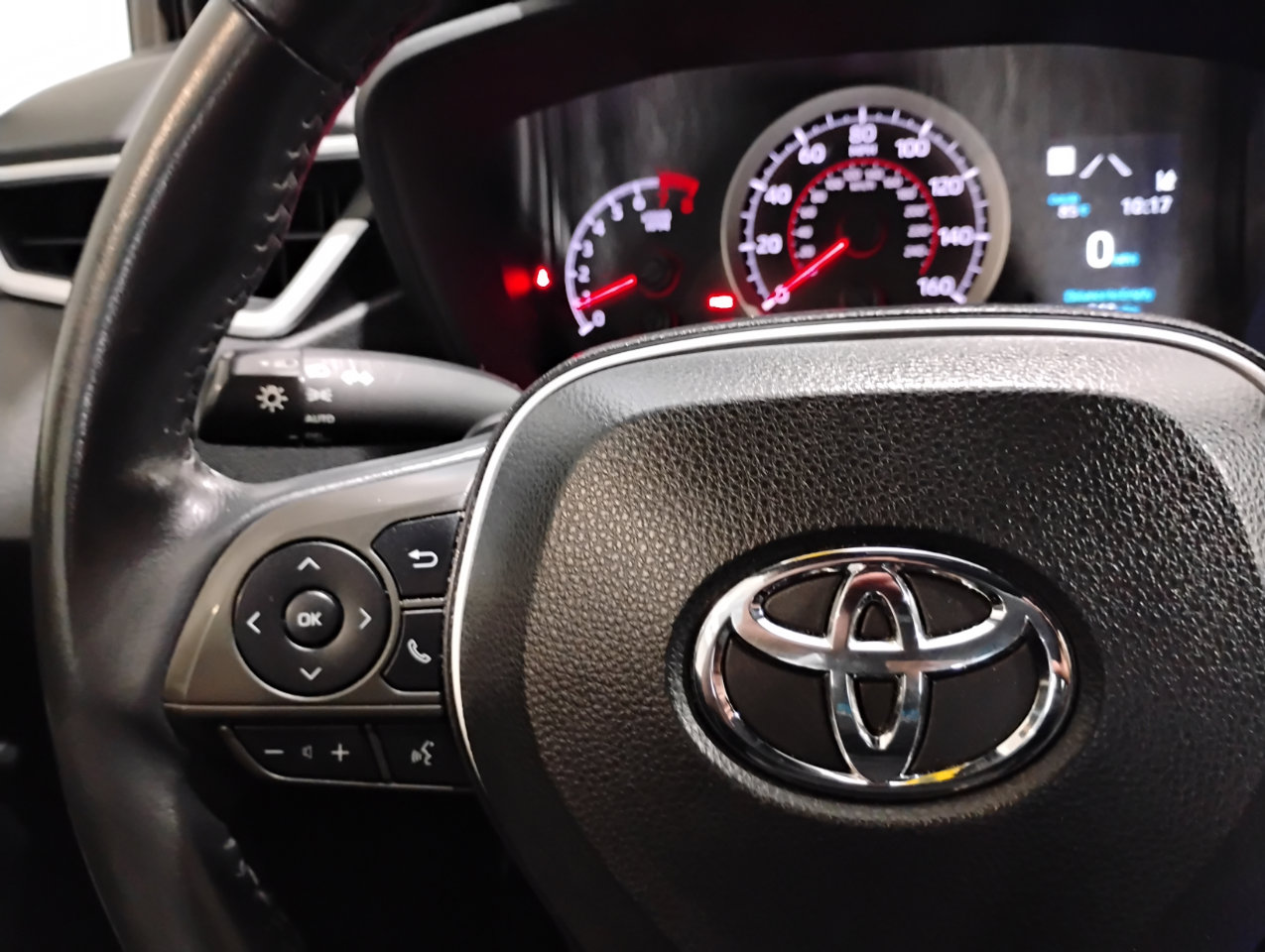 Used 2020 Toyota Corolla SE image 27