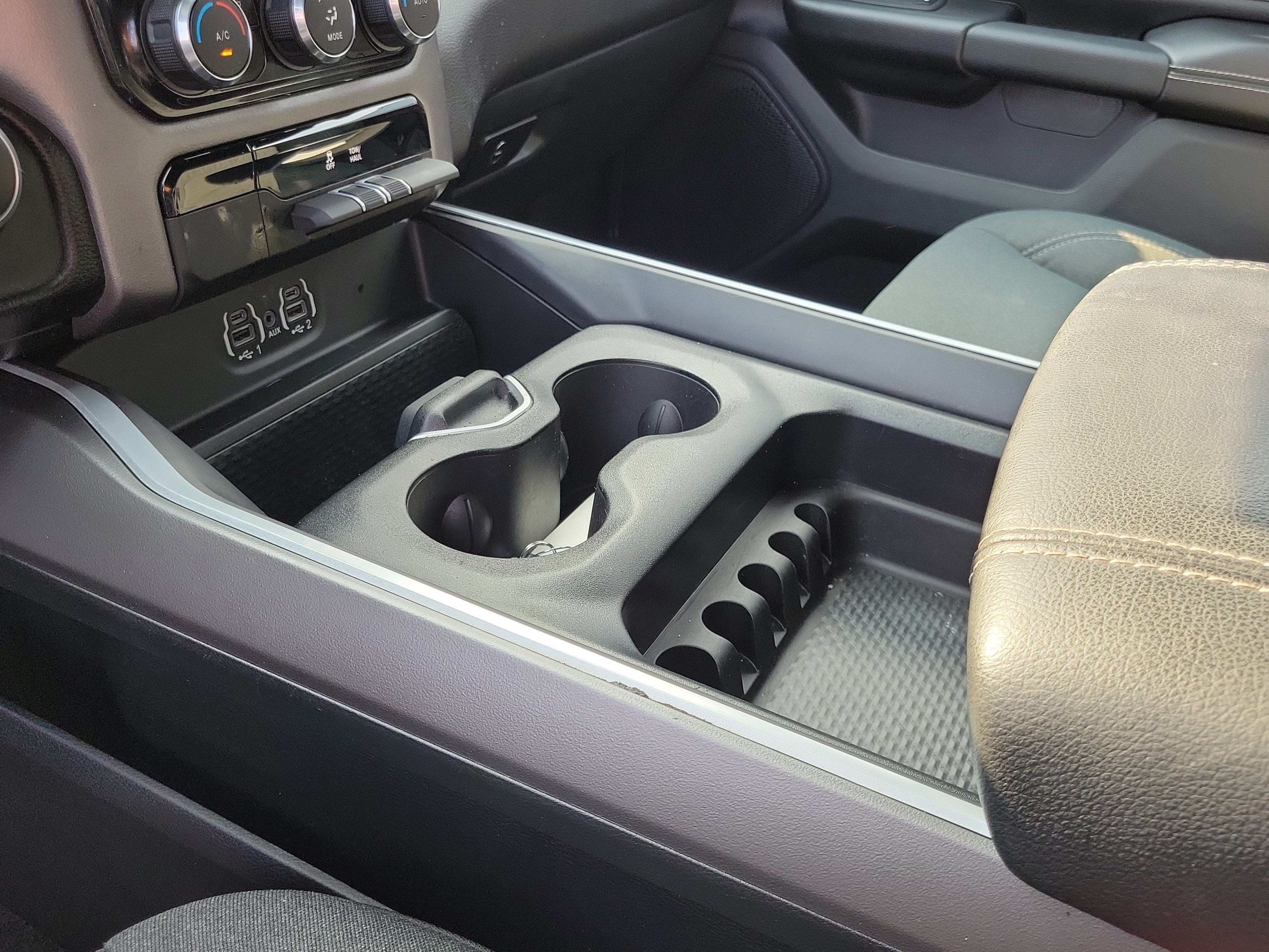 Used 2023 RAM 1500 Big Horn AWD/4WD image 29