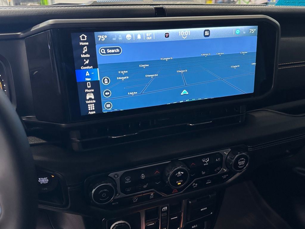 Used 2024 Jeep Wrangler Sahara w/ Technology Group image 23