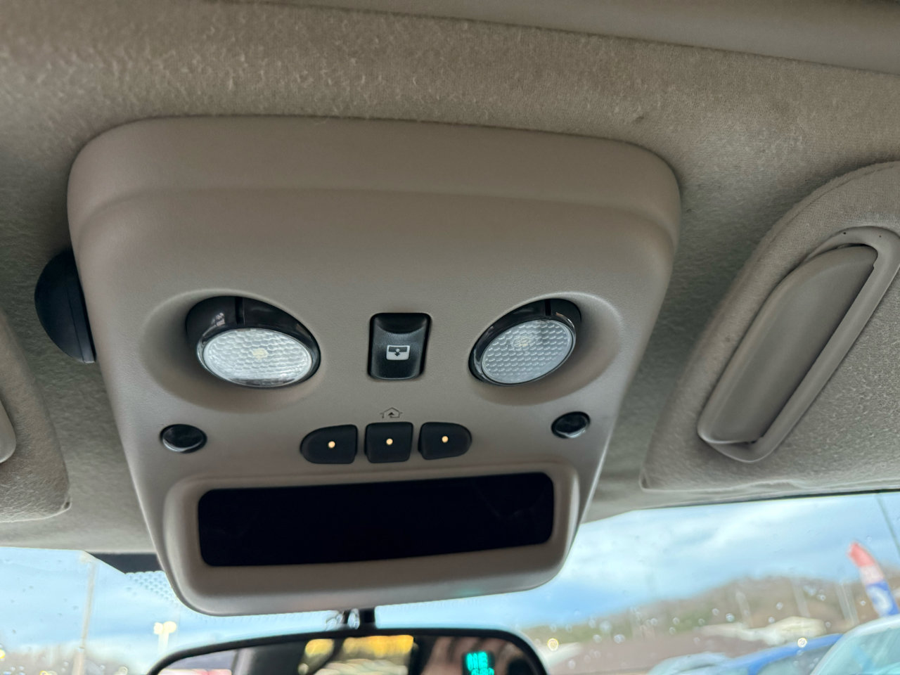 Used 2005 Chevrolet Avalanche 2500 w/ Preferred Equipment Group image 10