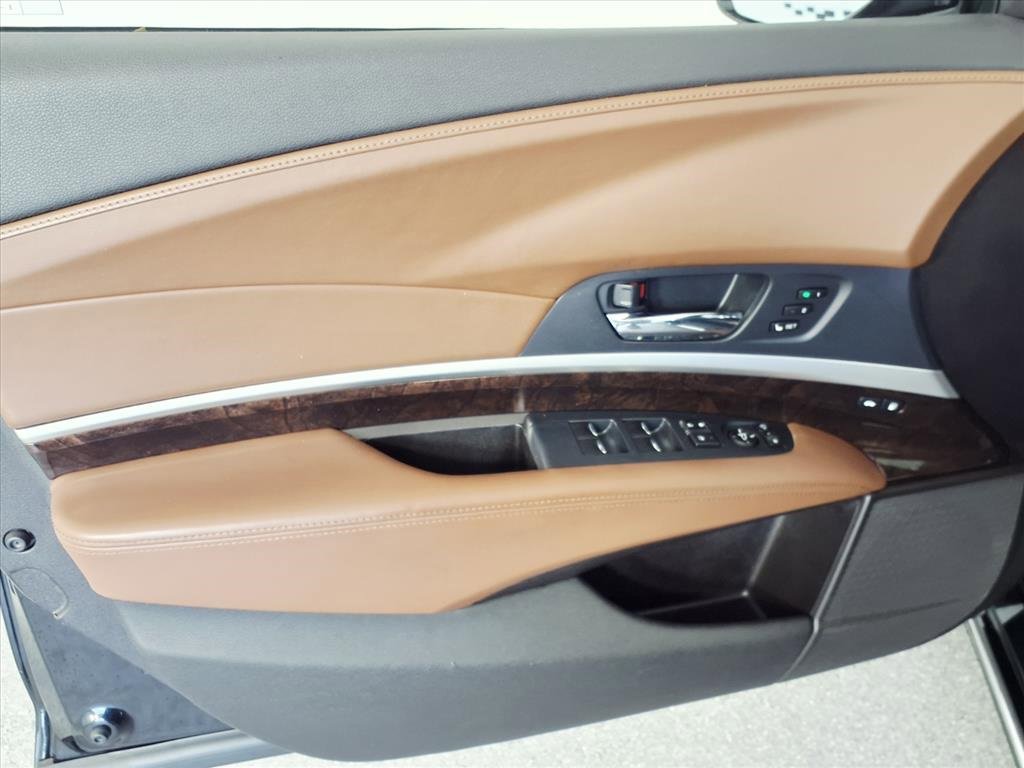 Used 2018 Acura RLX w/ Technology Package image 25