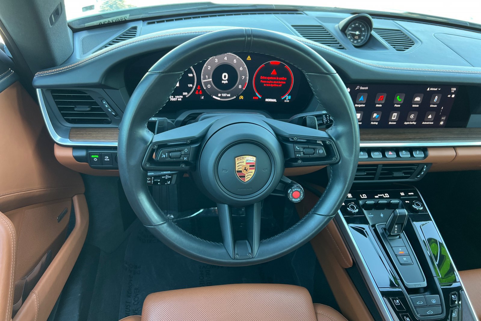 Used 2025 Porsche 911 Carrera RWD image 15