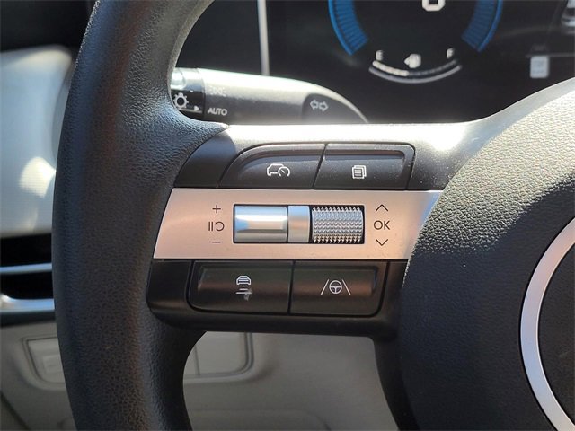 Certified 2025 Hyundai Tucson SE image 26