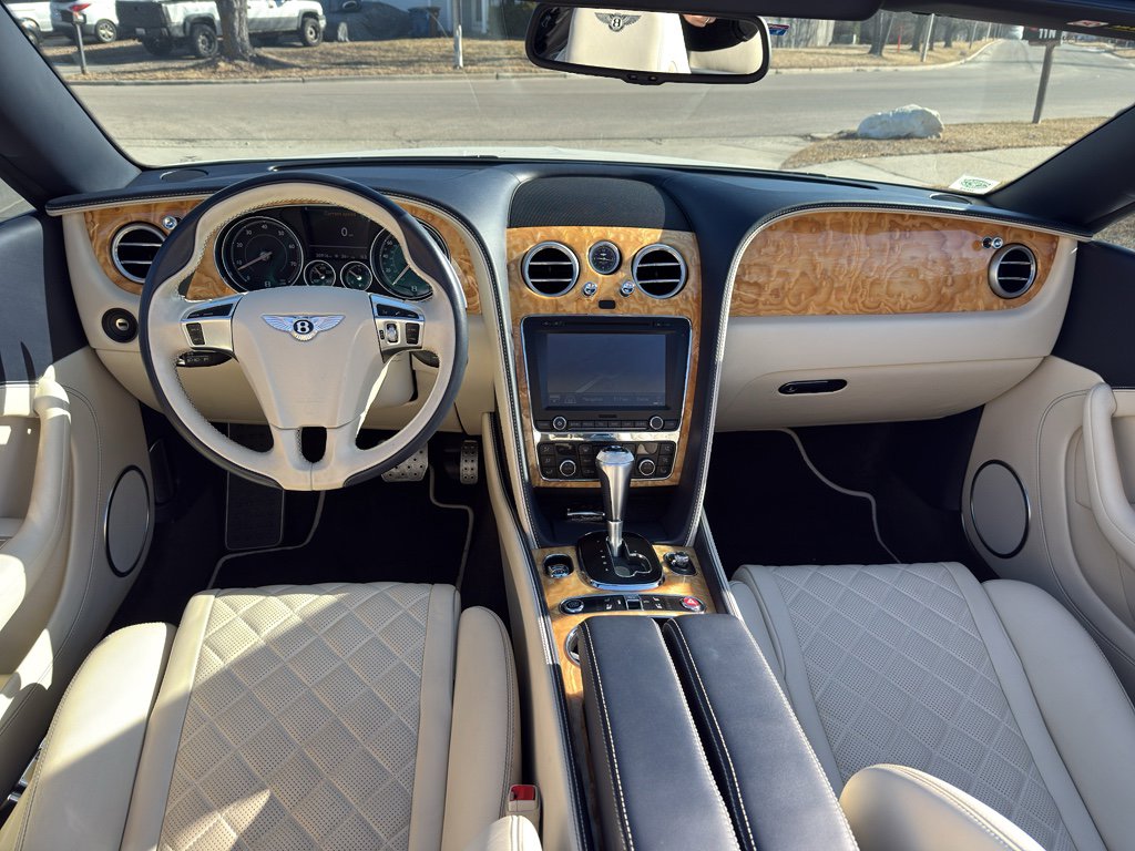Used 2017 Bentley Continental GT image 23
