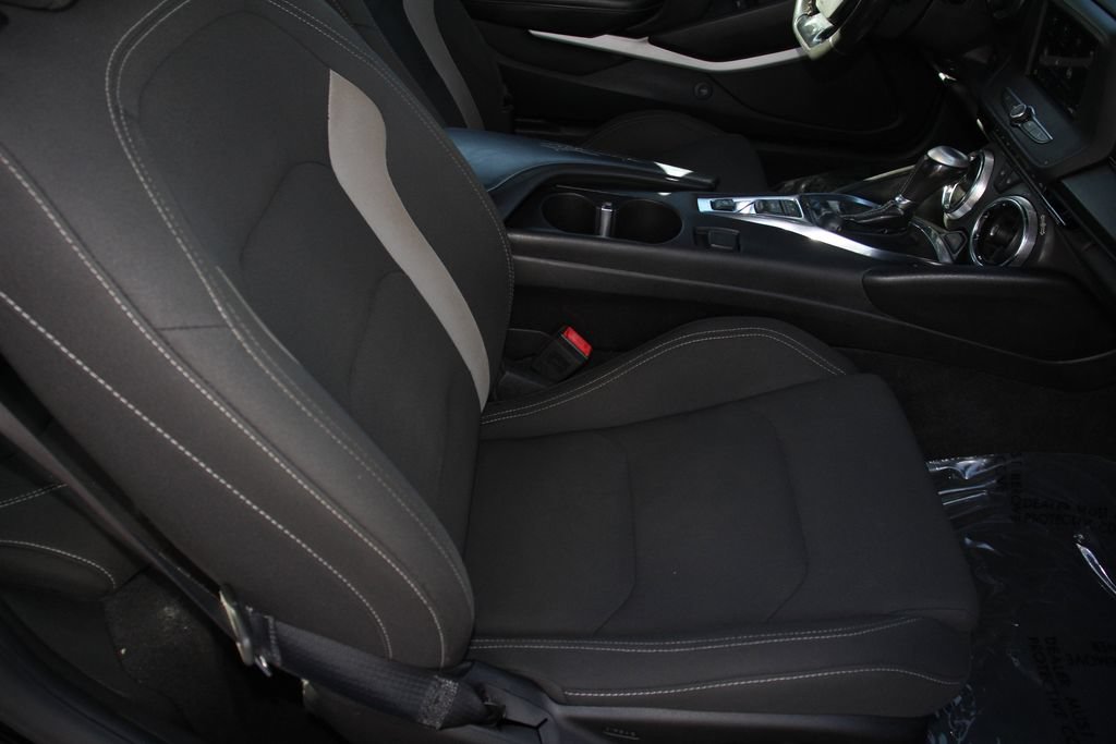 Used 2019 Chevrolet Camaro LT RWD image 25