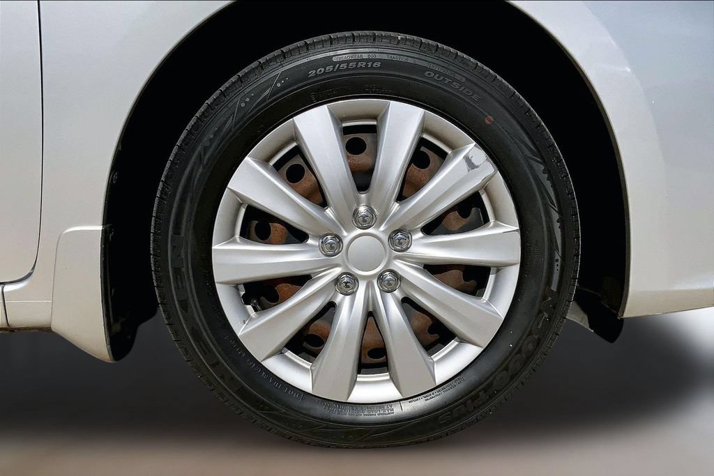Used 2018 Nissan Sentra S FWD image 9