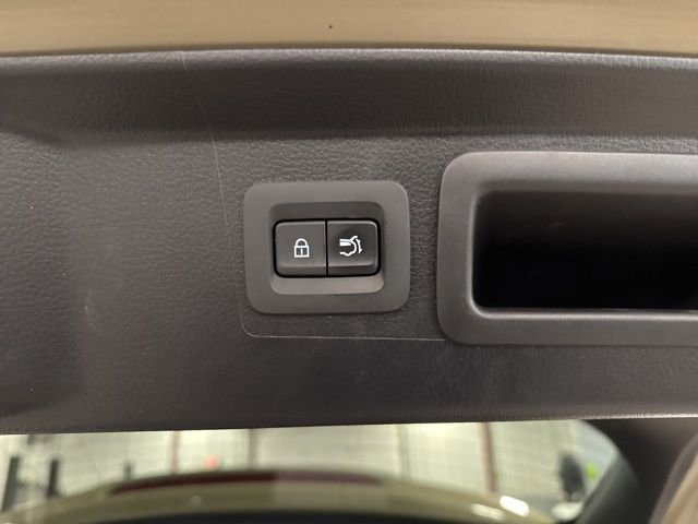 Used 2024 MAZDA CX-50 Meridian Edition w/ Cargo Package image 33