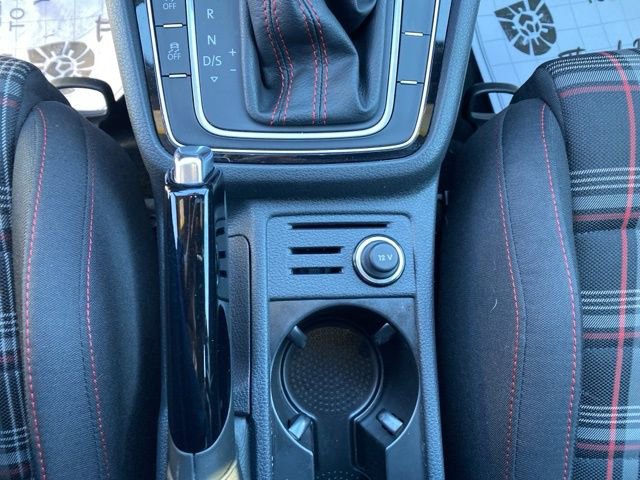 Used 2021 Volkswagen GTI S image 18