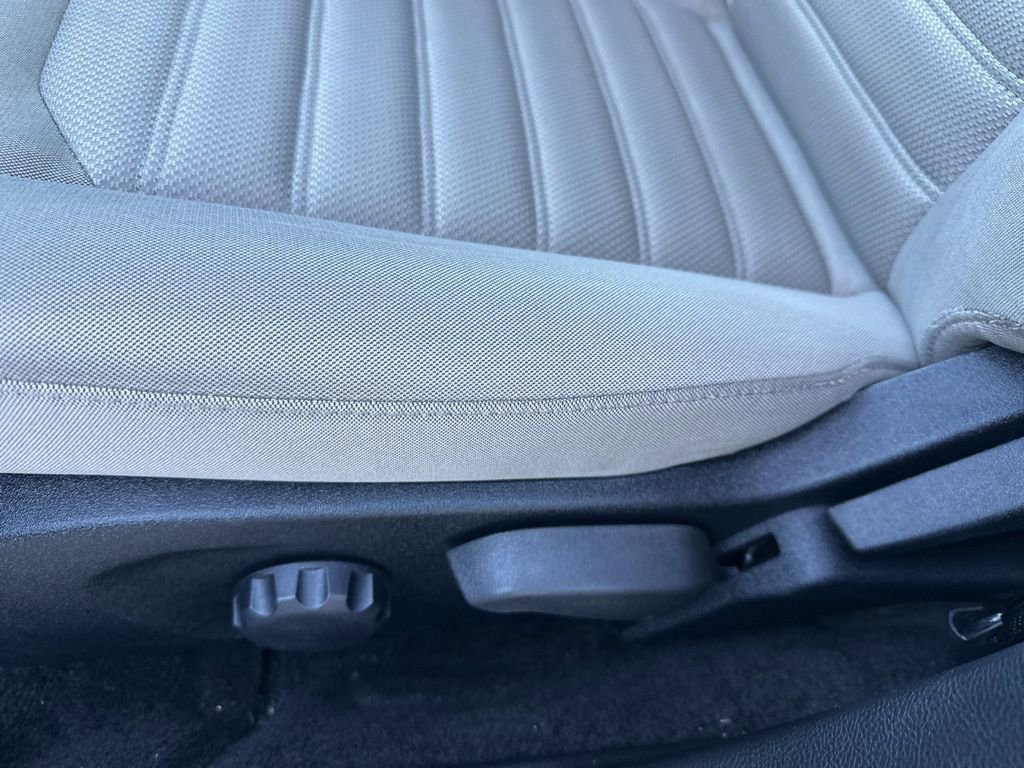 Used 2018 Ford Fusion S image 5