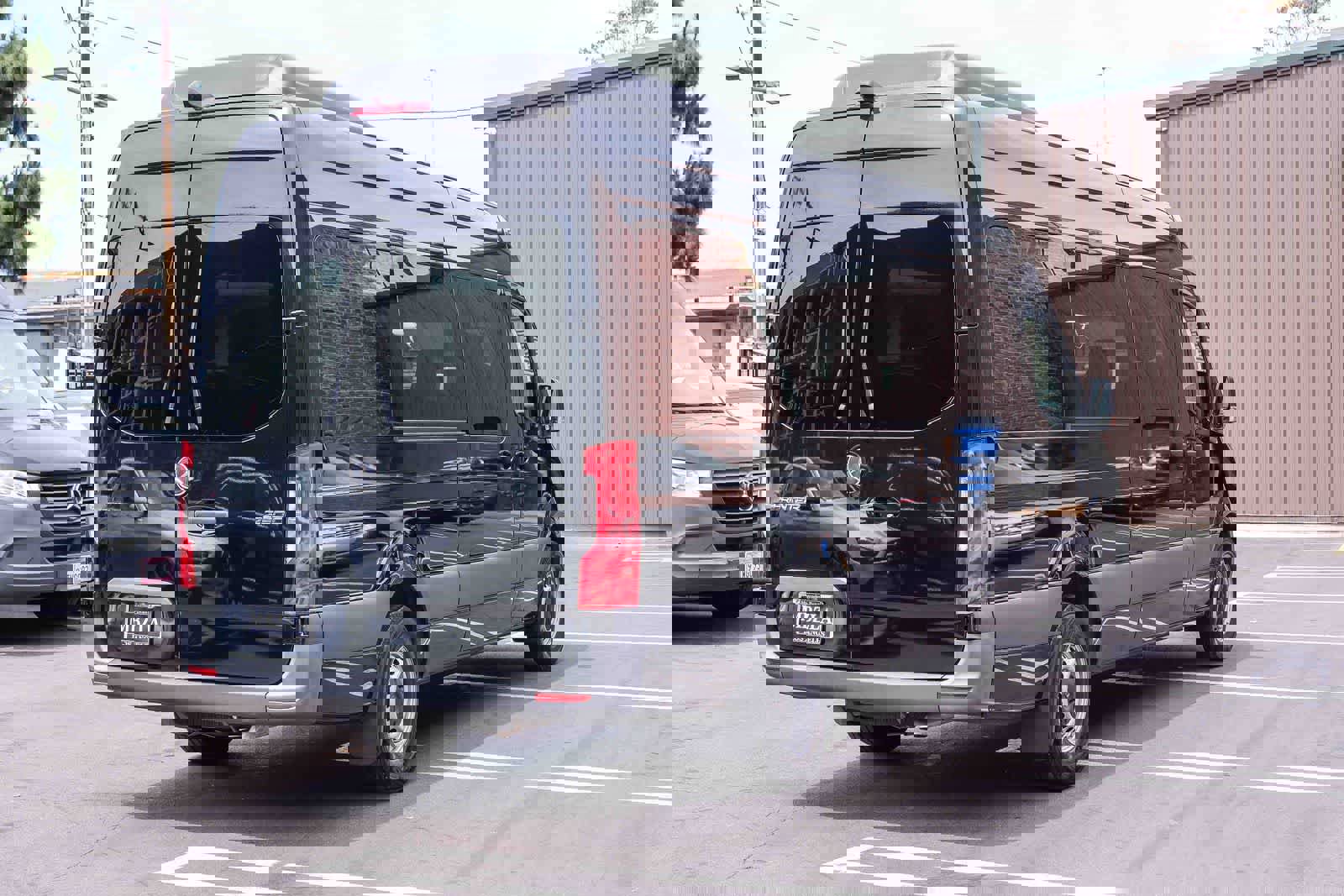 Used 2022 Mercedes-Benz Sprinter 2500 image 4