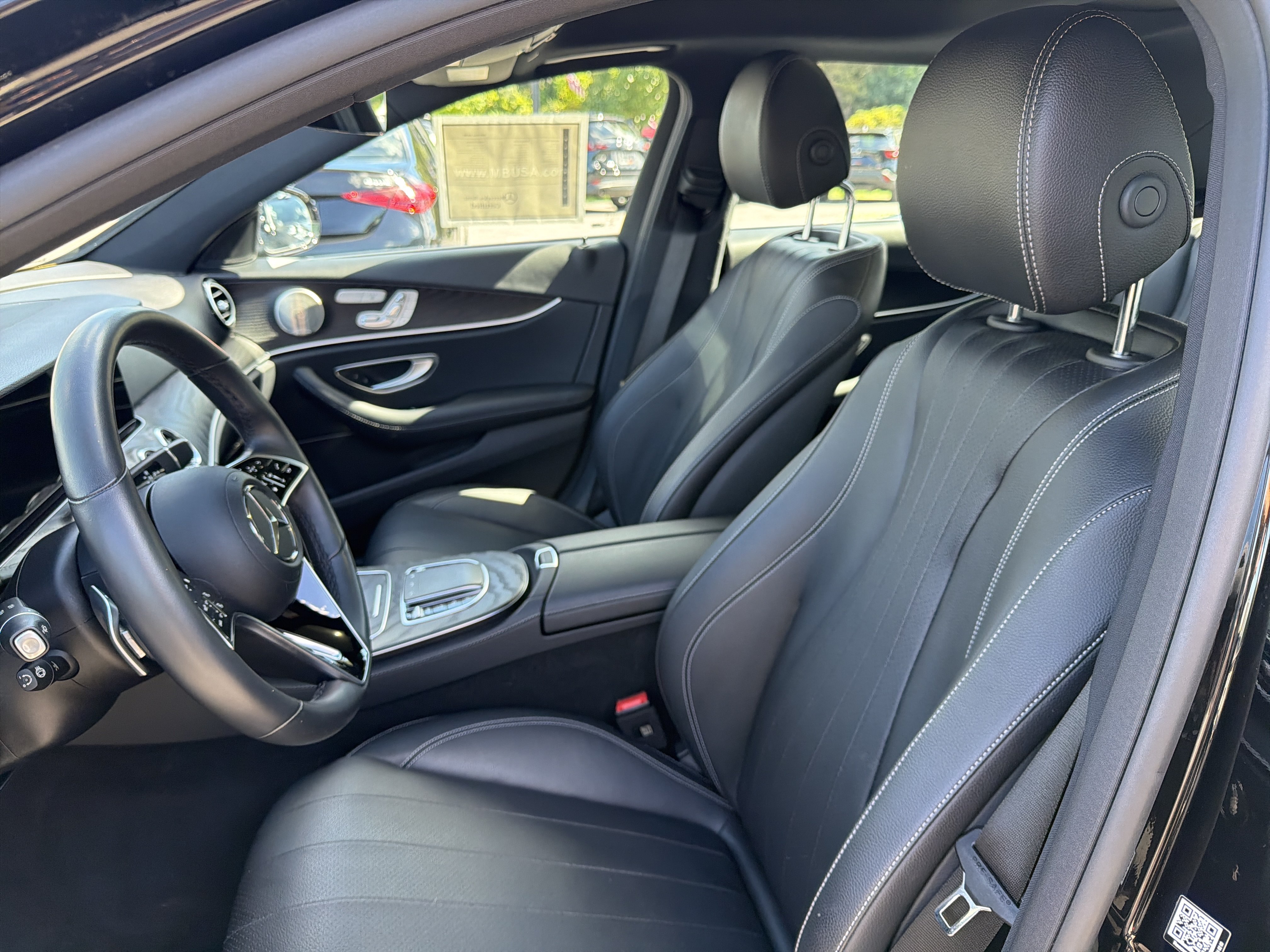Used 2023 Mercedes-Benz E 350 4MATIC Sedan image 10