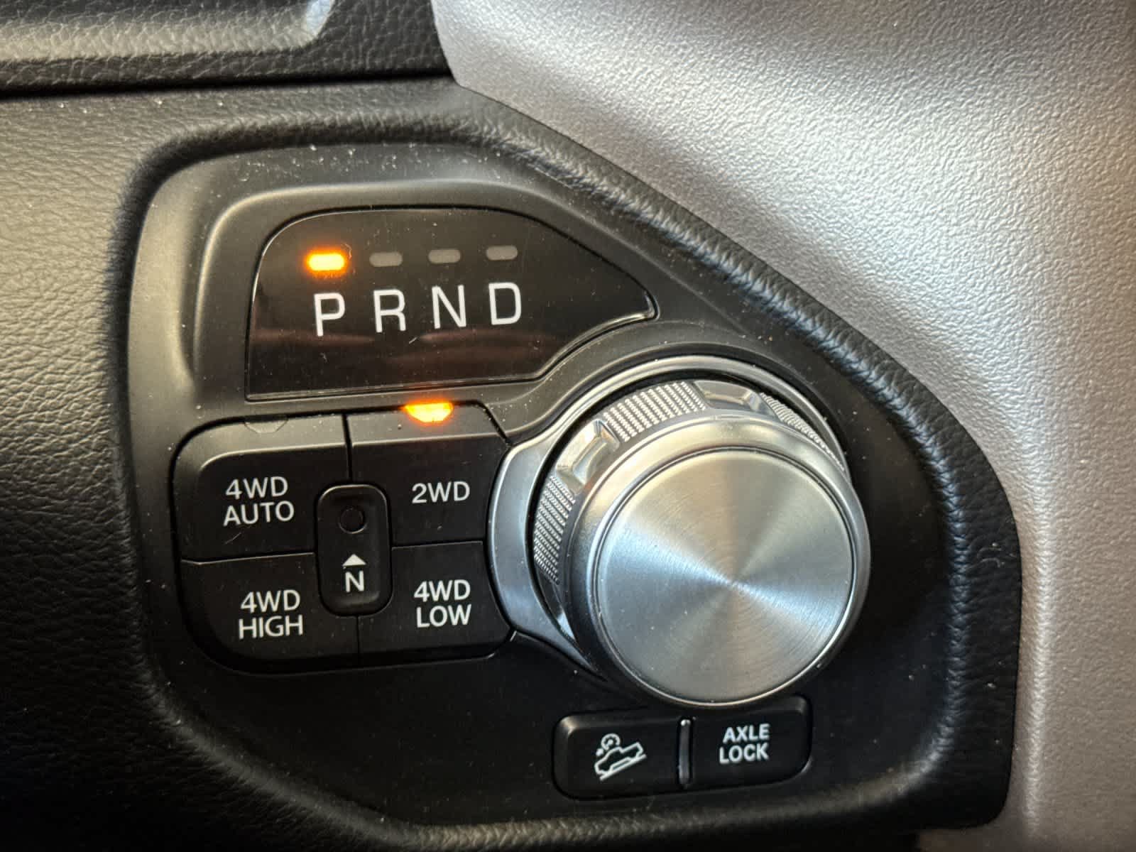 Used 2022 RAM 1500 Laramie w/ Off Road Group AWD/4WD image 44