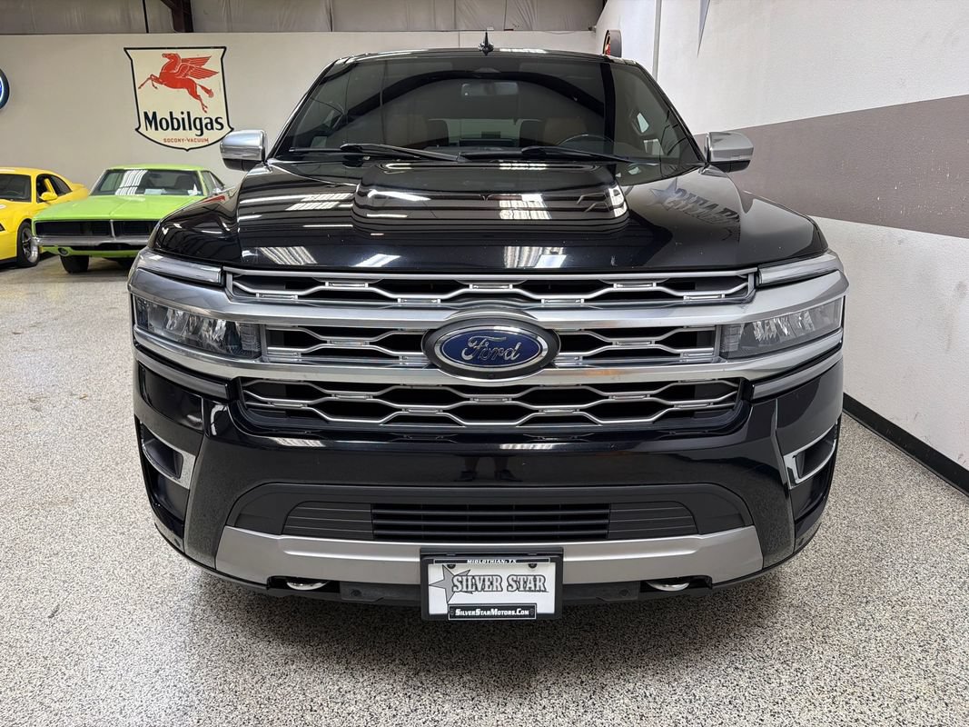 Used 2023 Ford Expedition Platinum AWD/4WD image 30