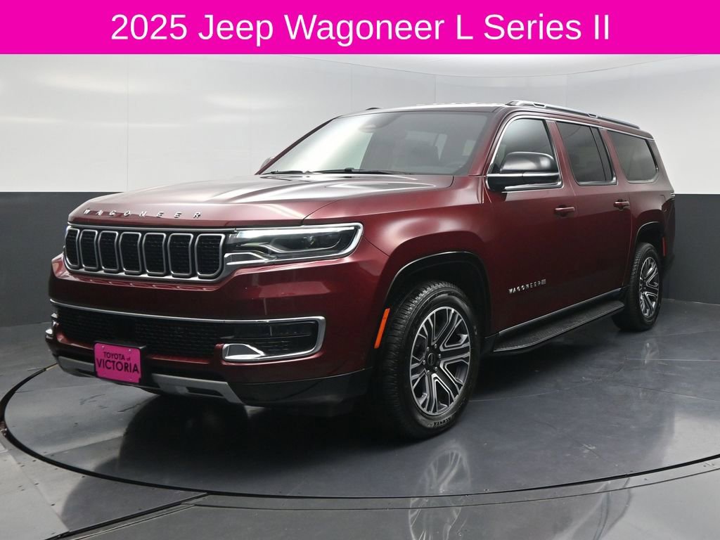 Used 2025 Jeep Wagoneer L Series II w/ 8-pass Seating Package image 2
