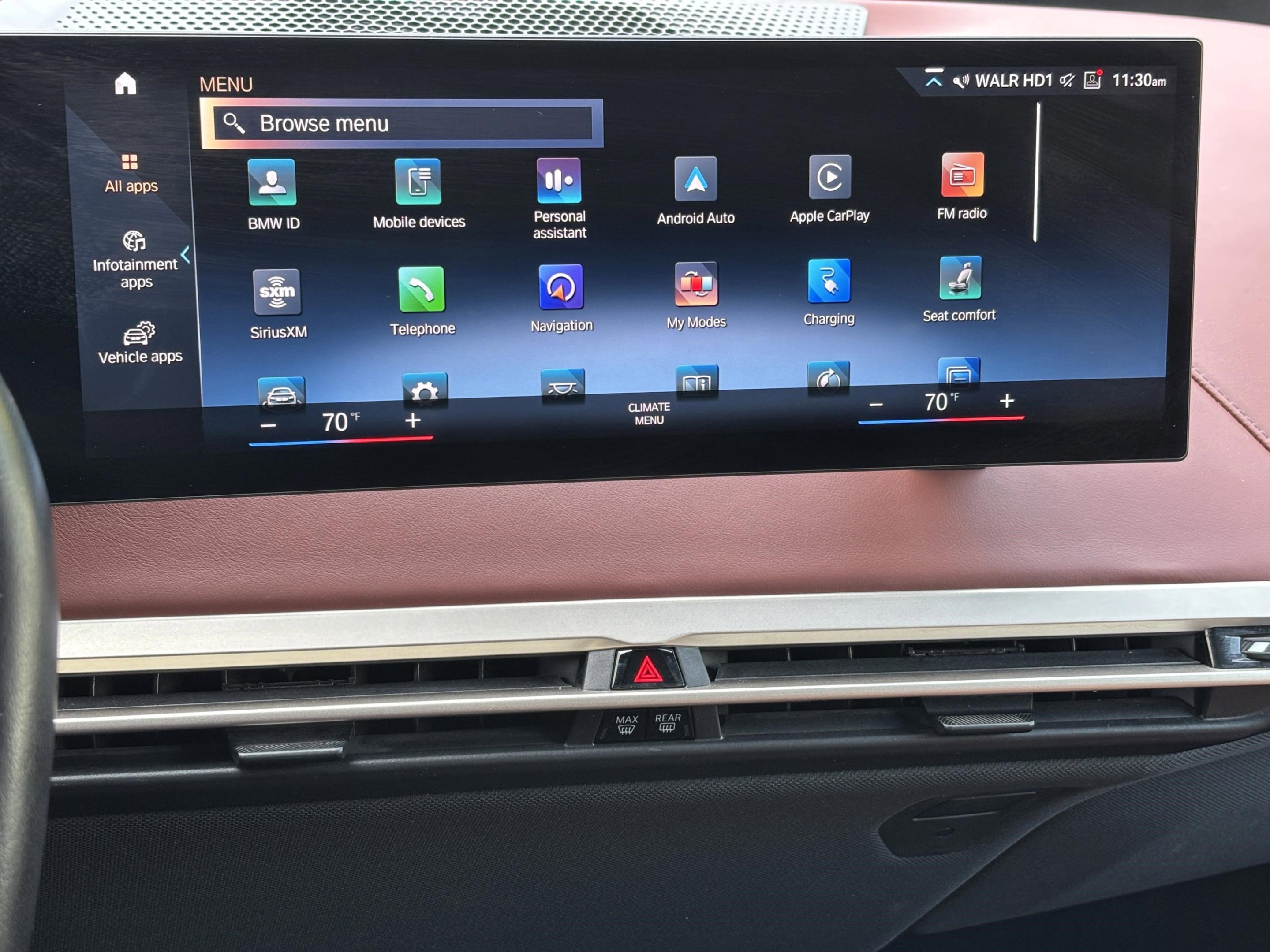 Used 2023 BMW iX xDrive50 w/ Premium Package AWD/4WD image 30