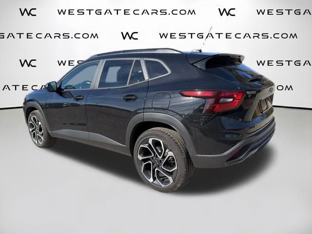 Used 2025 Chevrolet Trax RS image 10