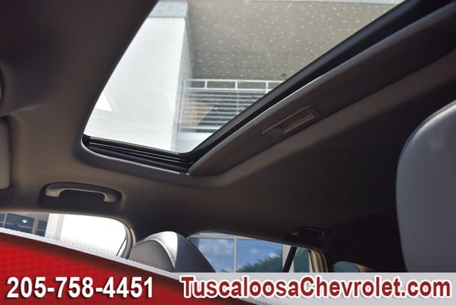 New 2026 Chevrolet Trax RS w/ Sunroof Package FWD image 16