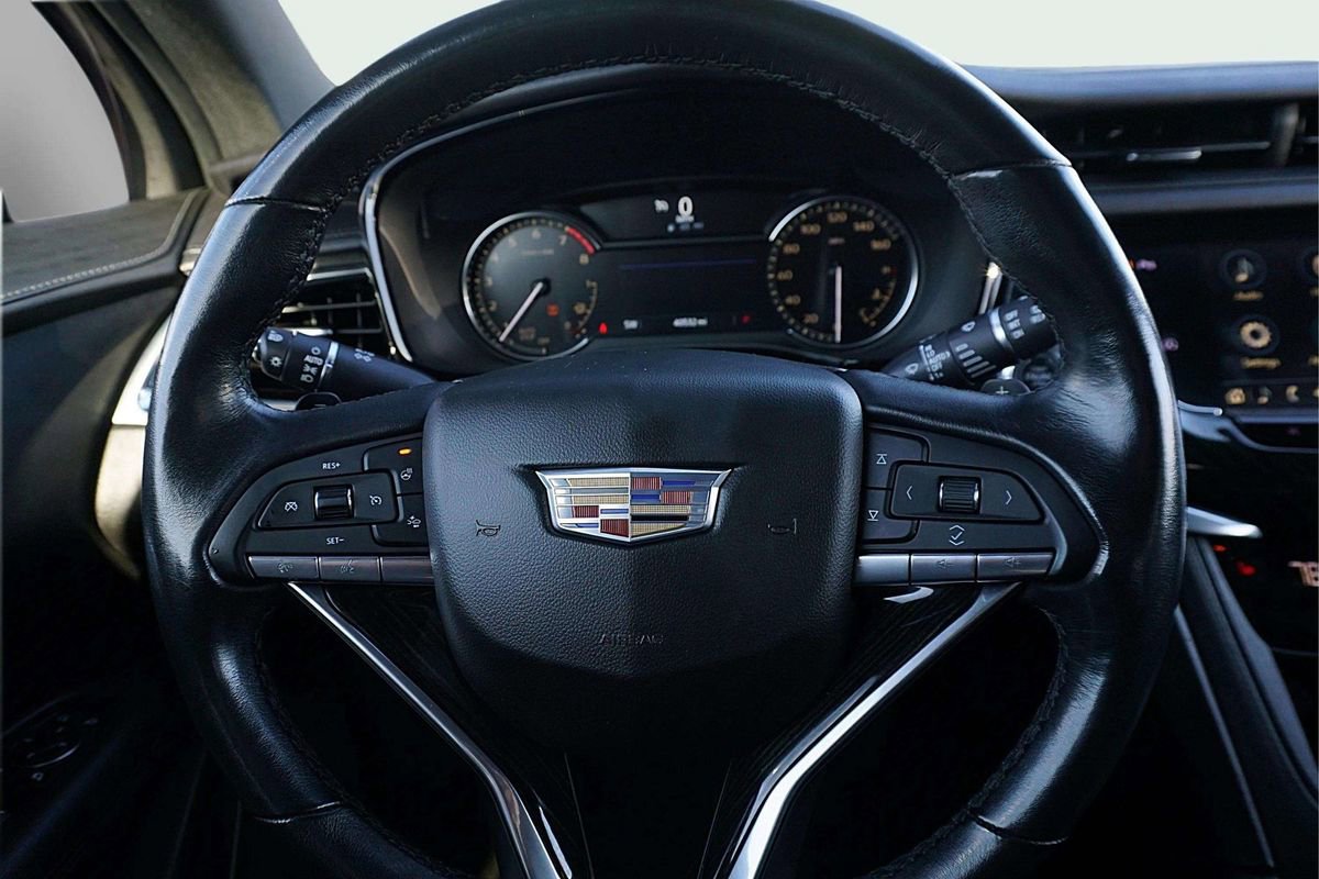 Used 2020 Cadillac XT6 Premium Luxury image 30