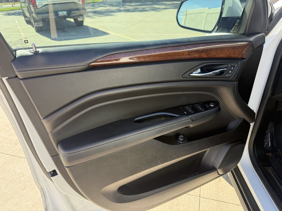 Used 2016 Cadillac SRX Performance w/ Driver Awareness Package FWD image 11