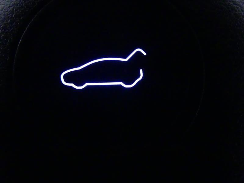 Used 2018 Tesla Model X 100D image 28