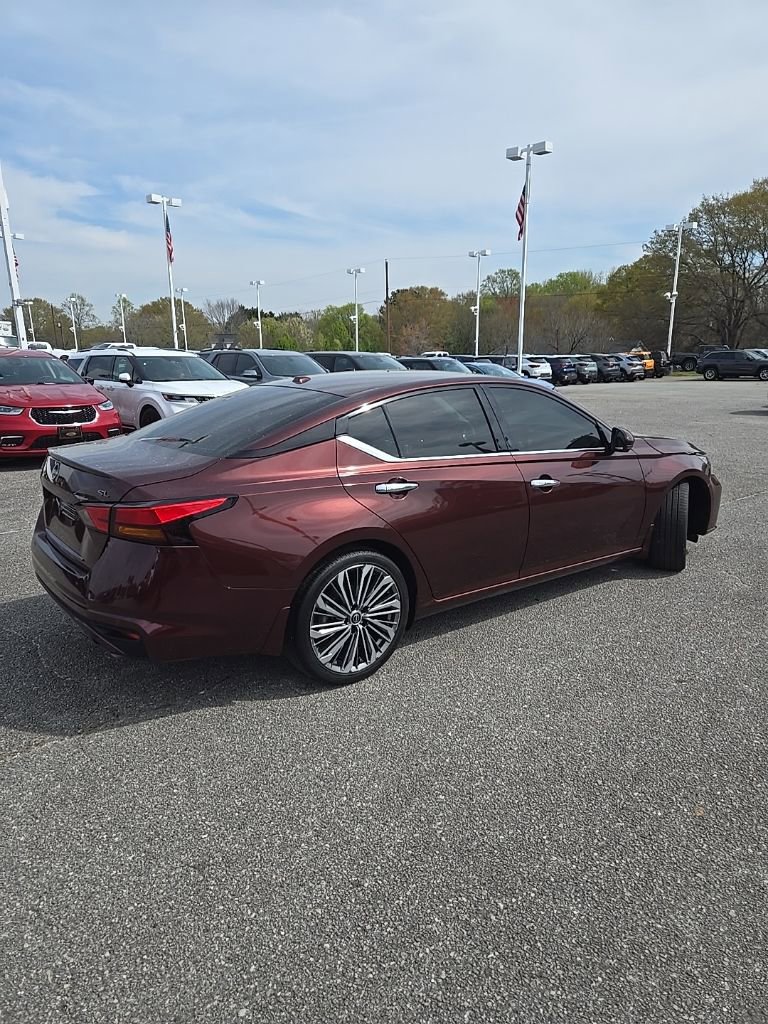 Used 2024 Nissan Altima 2.5 SL image 4