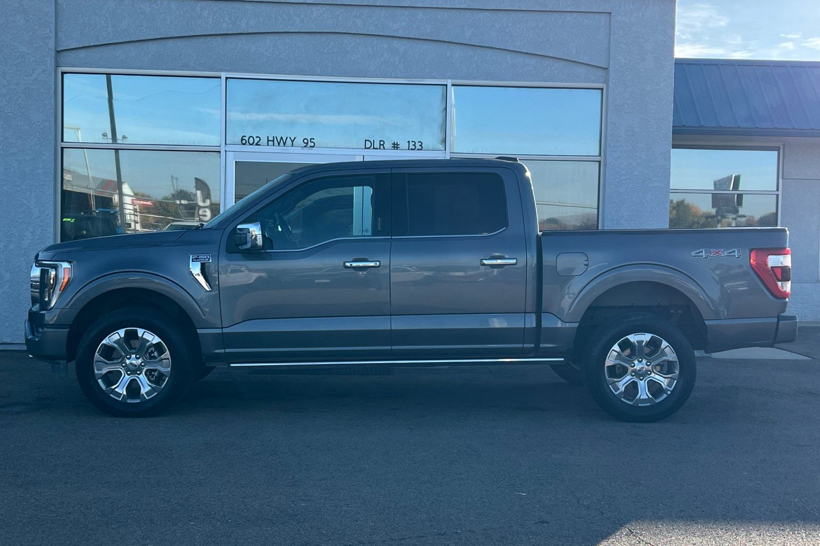 Used 2023 Ford F150 Platinum image 8