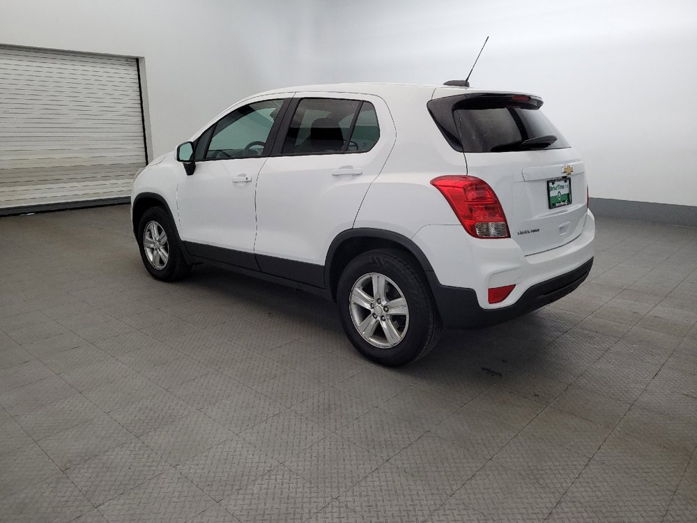 Used 2019 Chevrolet Trax LS w/ Tint and Cruise Package AWD/4WD image 3