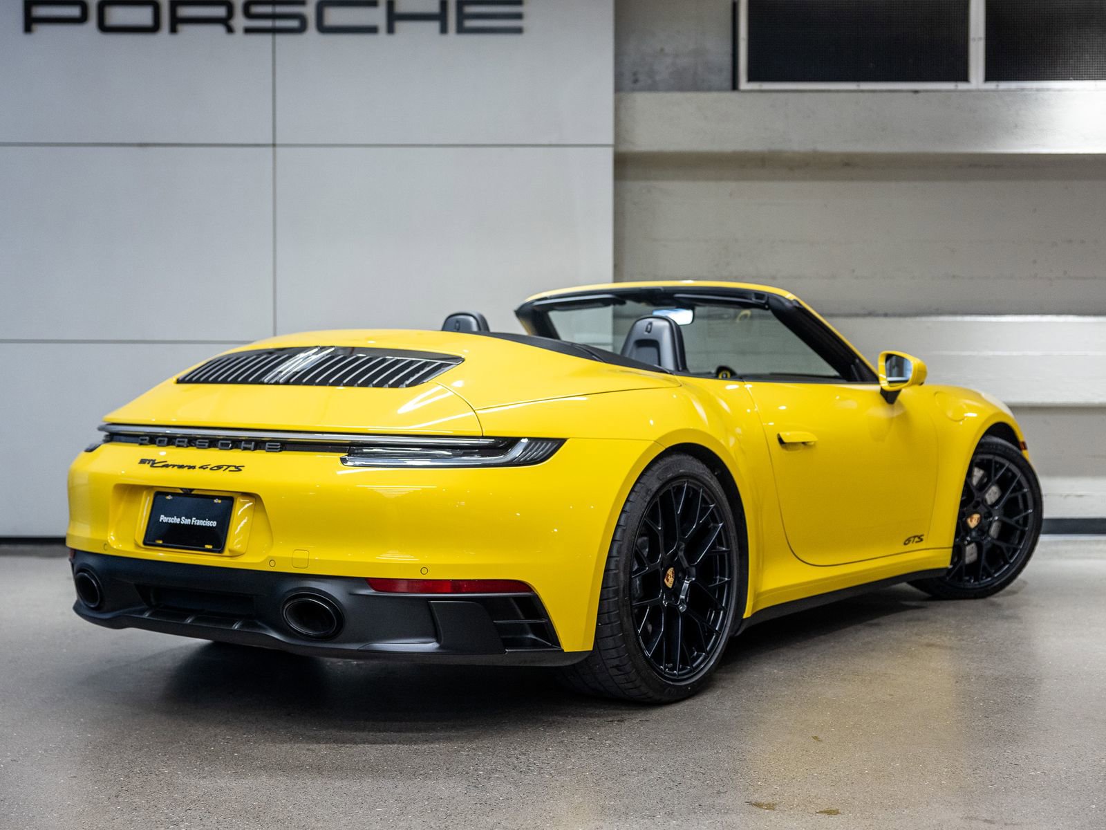 Certified 2023 Porsche 911 Carrera 4 GTS AWD/4WD image 8
