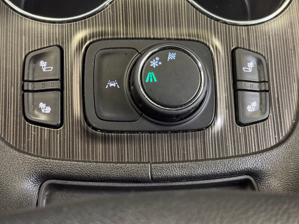 Used 2021 GMC Acadia SLT FWD image 37