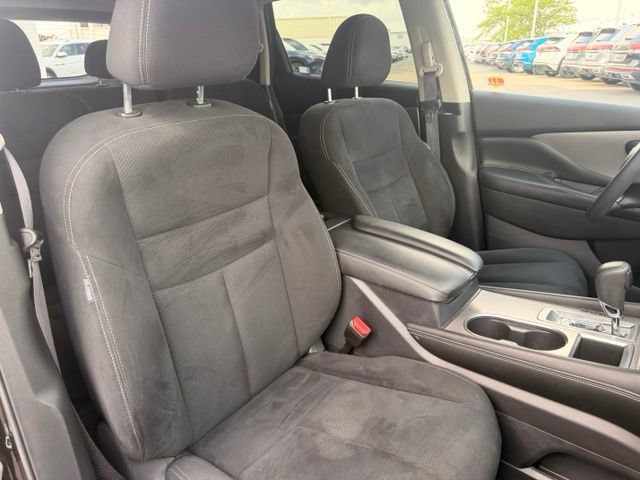 Used 2023 Nissan Murano S AWD/4WD image 17
