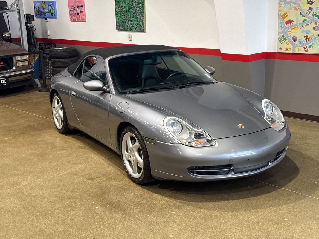 Used 2001 Porsche 911 Carrera 4 AWD/4WD image 38