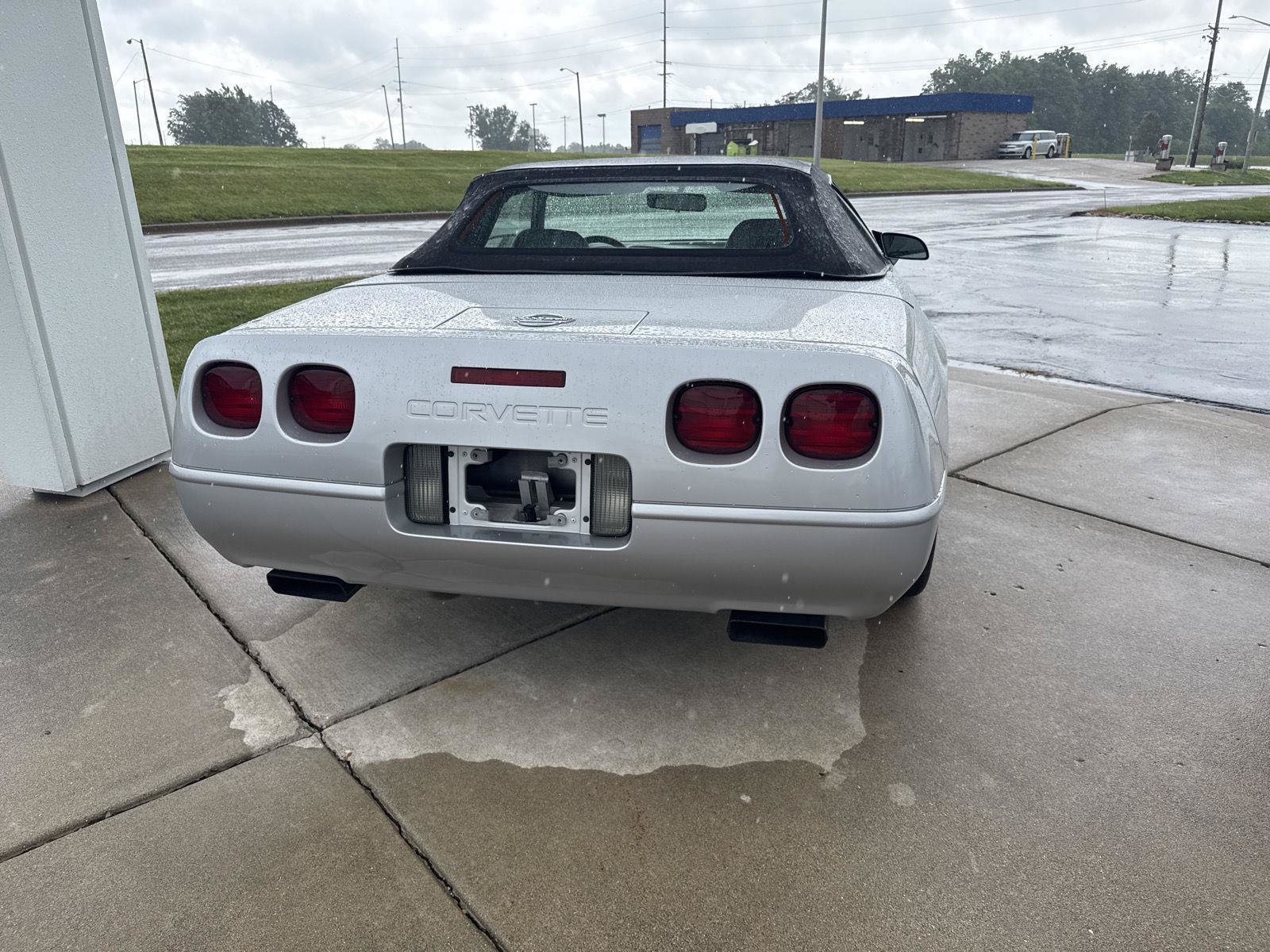 Used 1996 Chevrolet Corvette Convertible RWD image 3