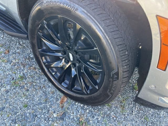 Used 2025 Cadillac Escalade Premium Luxury w/ LPO, Floor Liner Package AWD/4WD image 4