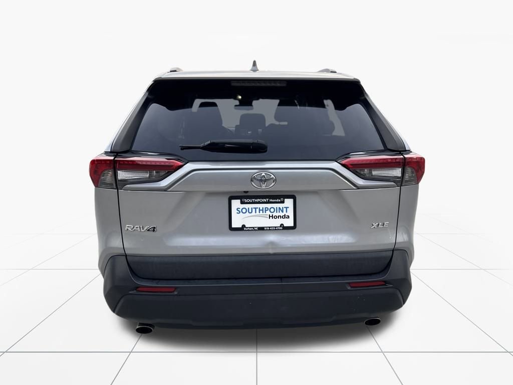 Used 2022 Toyota RAV4 XLE image 7