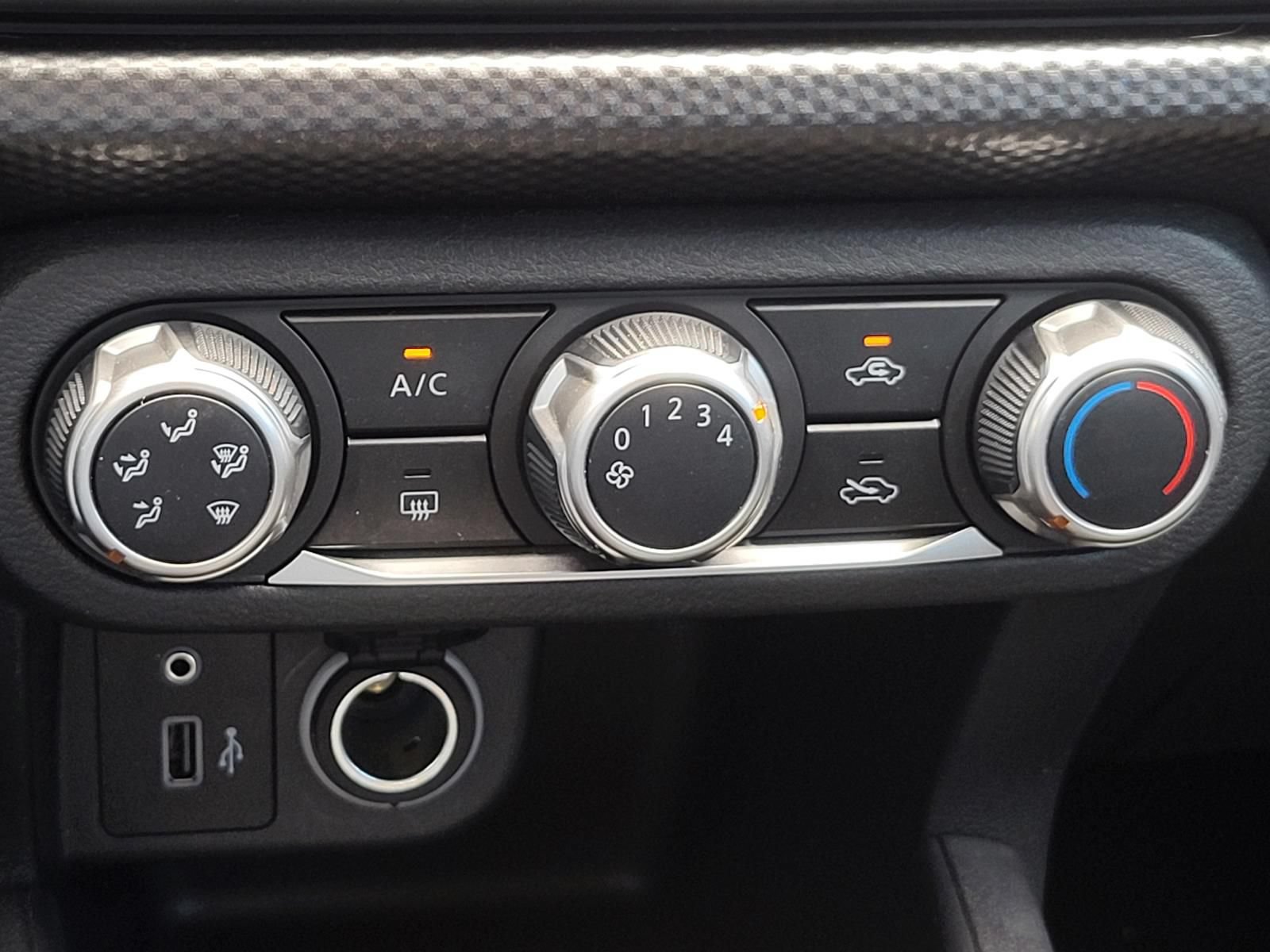Used 2020 Nissan Kicks S FWD image 23