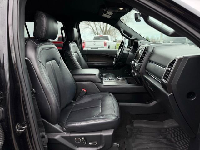 Used 2019 Ford Expedition Max Limited image 19