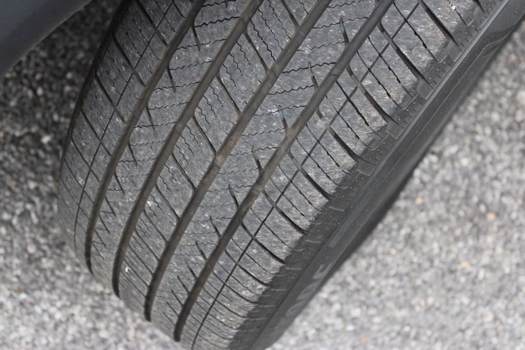 Used 2022 Acura MDX SH-AWD image 38