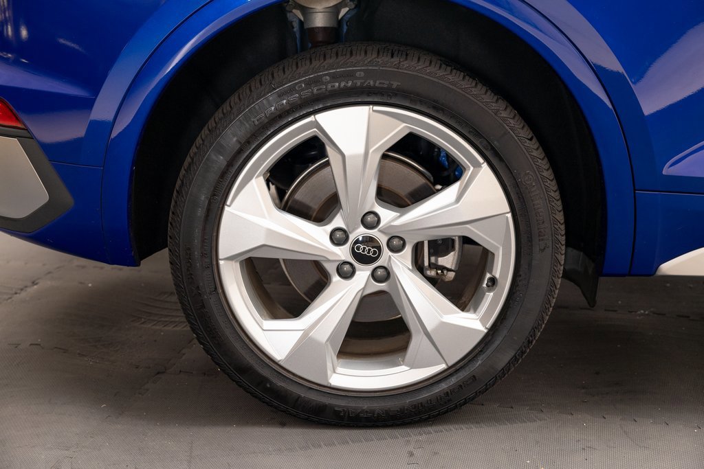 Used 2024 Audi Q5 2.0T Premium w/ Convenience Package image 44