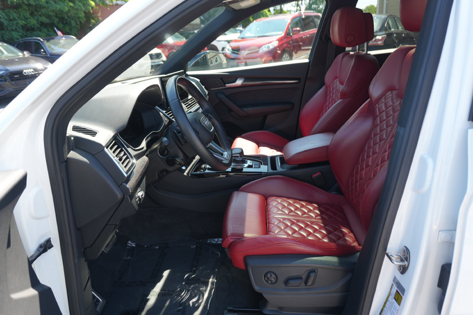 Used 2022 Audi SQ5 Premium Plus w/ Premium Plus Package AWD/4WD image 22