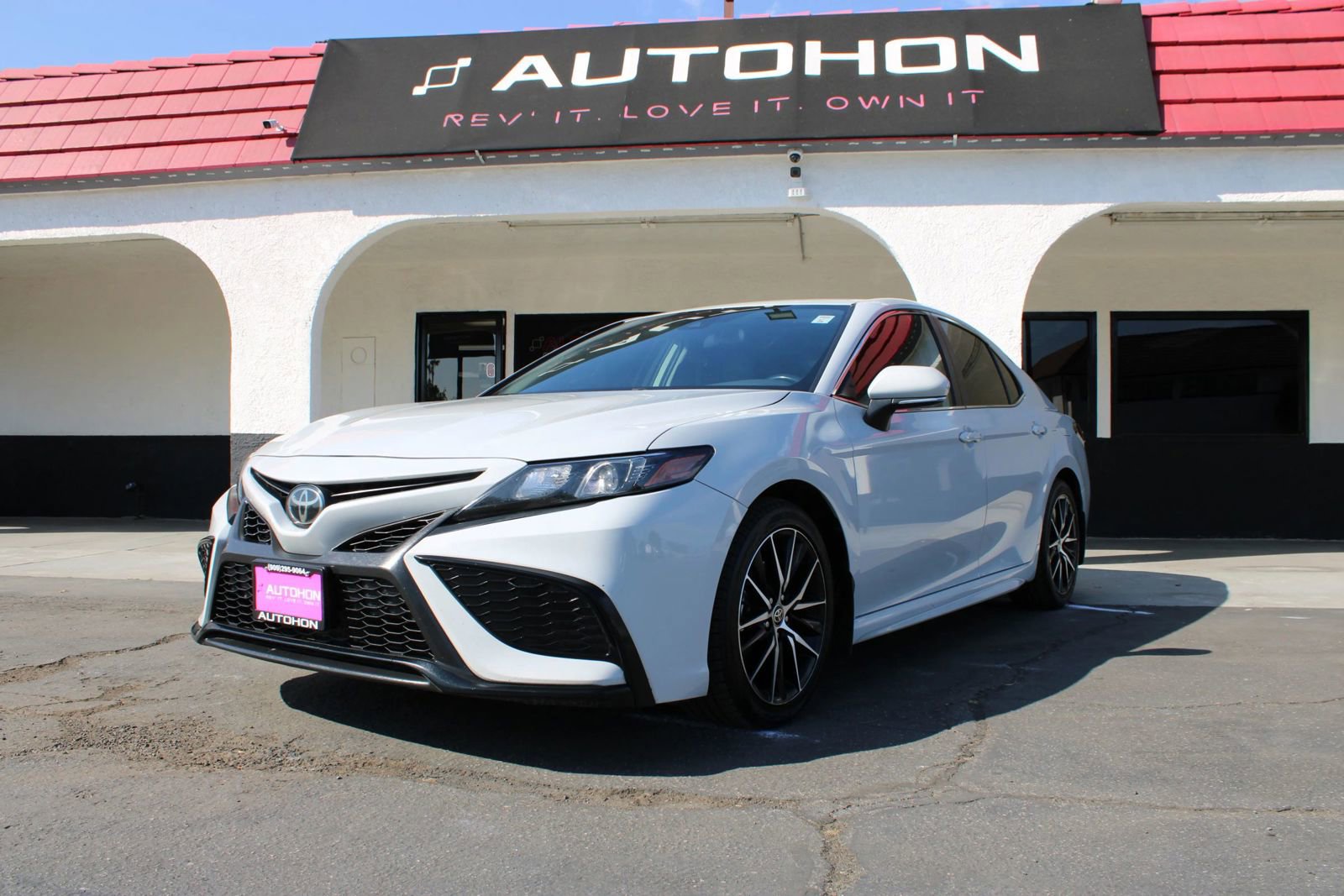 Used 2022 Toyota Camry SE