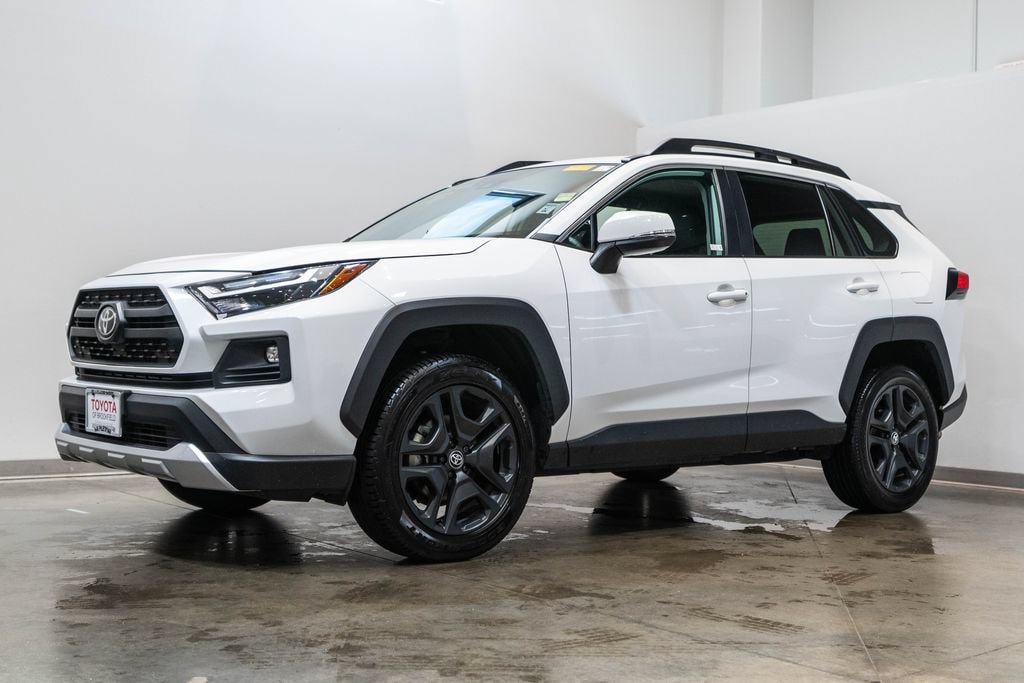 Used 2024 Toyota RAV4 Adventure AWD/4WD image 3