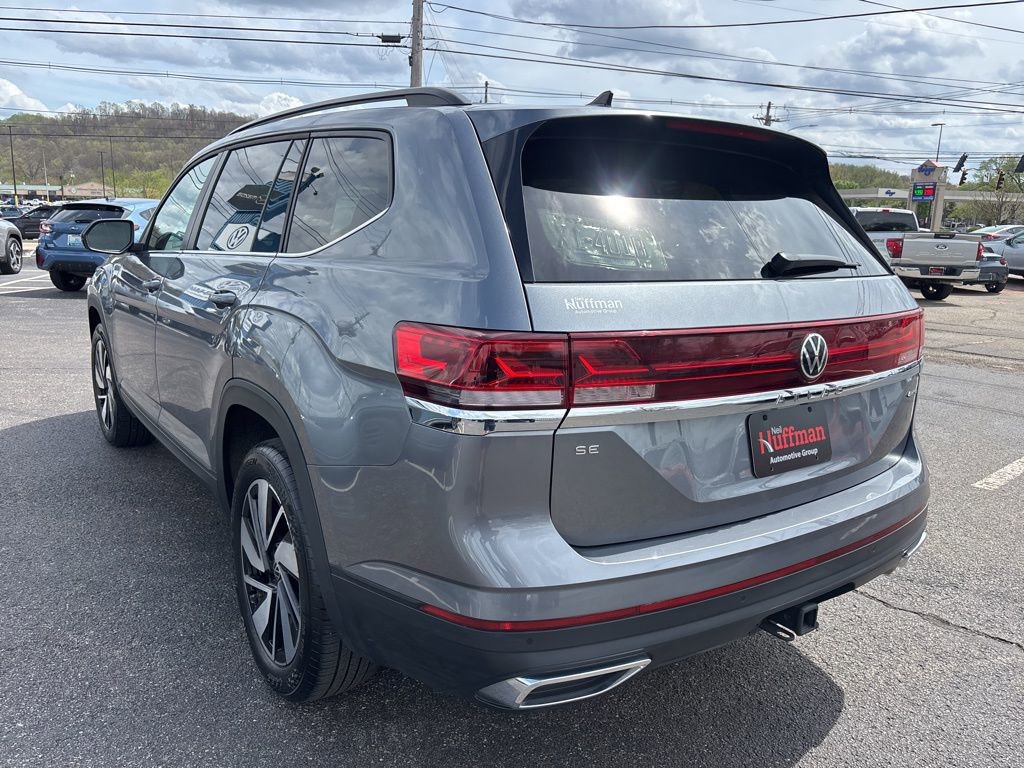 Used 2025 Volkswagen Atlas SE AWD/4WD image 5