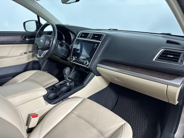 Used 2019 Subaru Outback 2.5i Limited AWD/4WD image 25