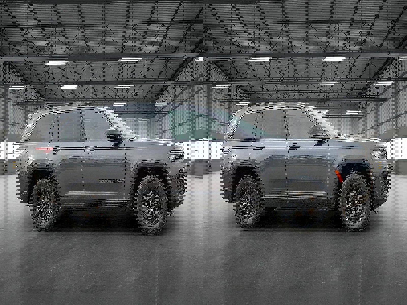New 2026 Jeep Grand Cherokee Altitude image 5