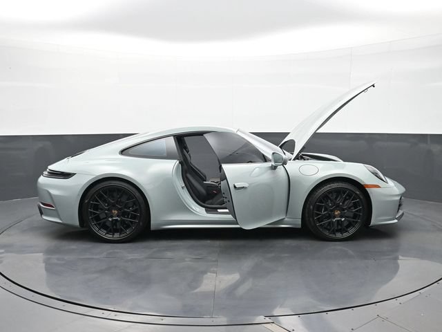 Certified 2025 Porsche 911 Carrera S RWD image 30
