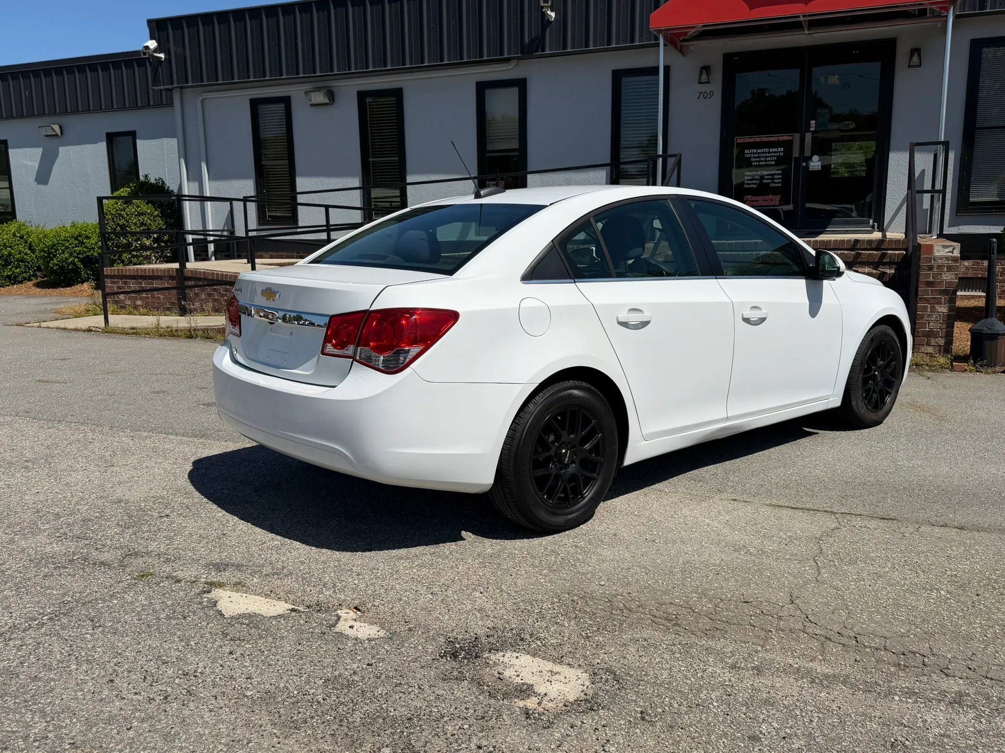 Used 2016 Chevrolet Cruze LT image 7