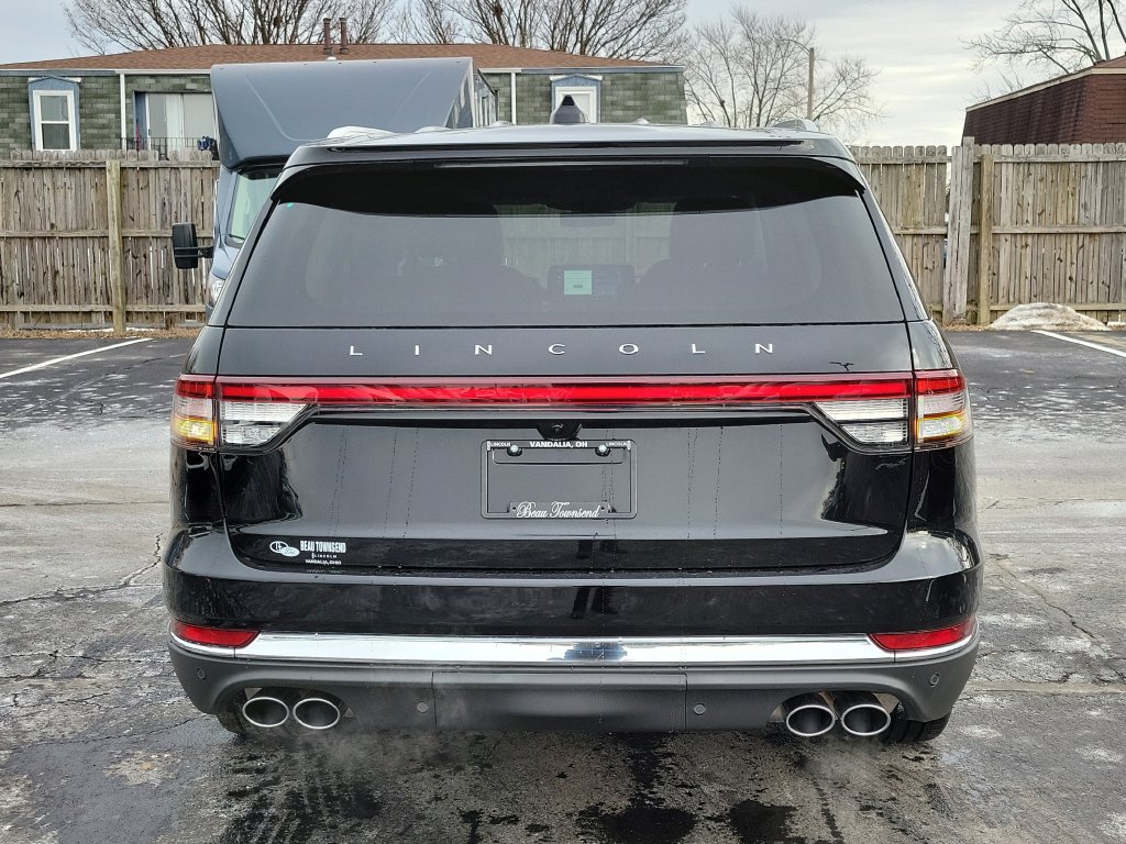 New 2026 Lincoln Aviator Reserve w/ Illumination Package AWD/4WD image 5
