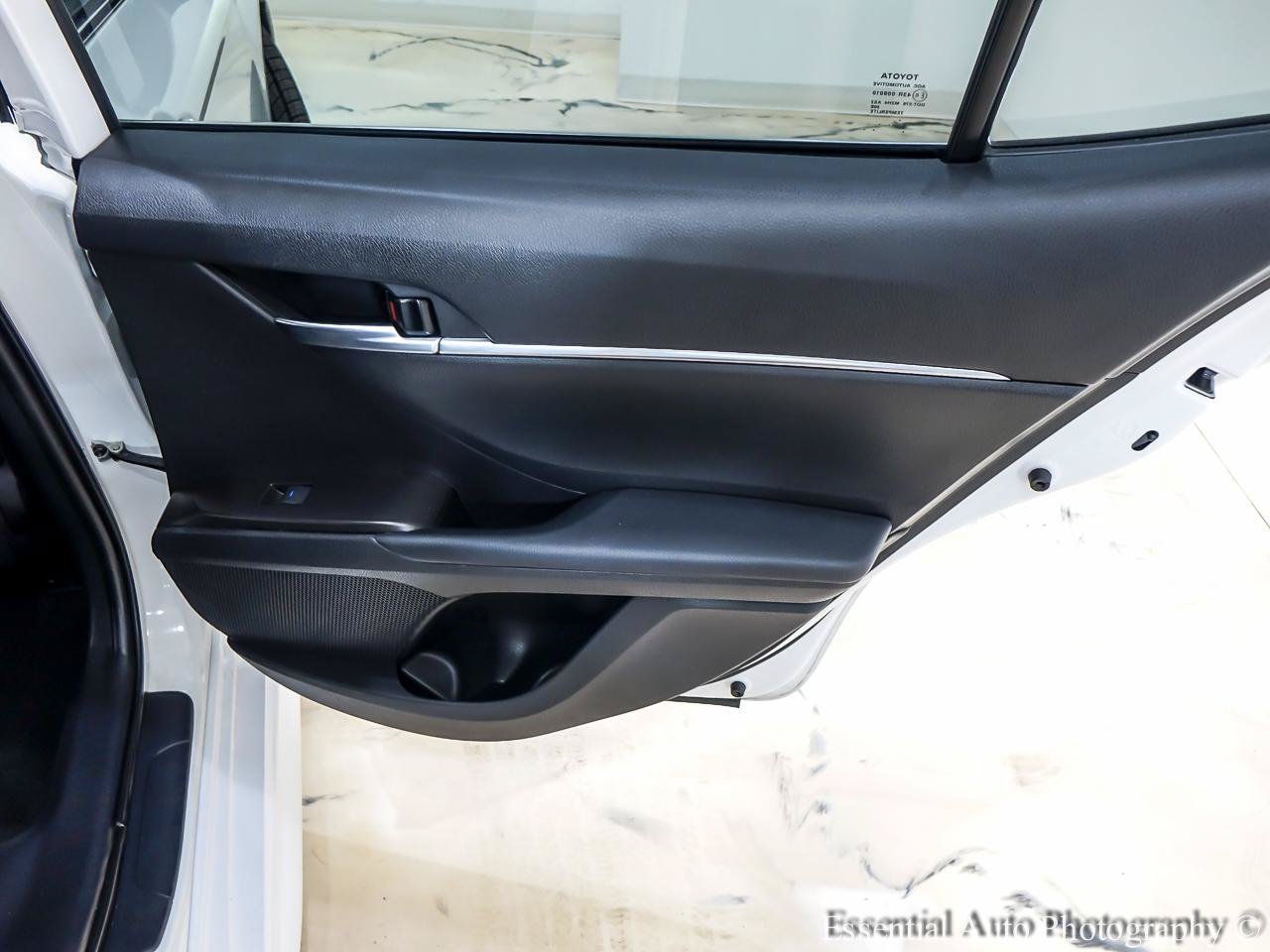 Used 2021 Toyota Camry SE FWD image 27