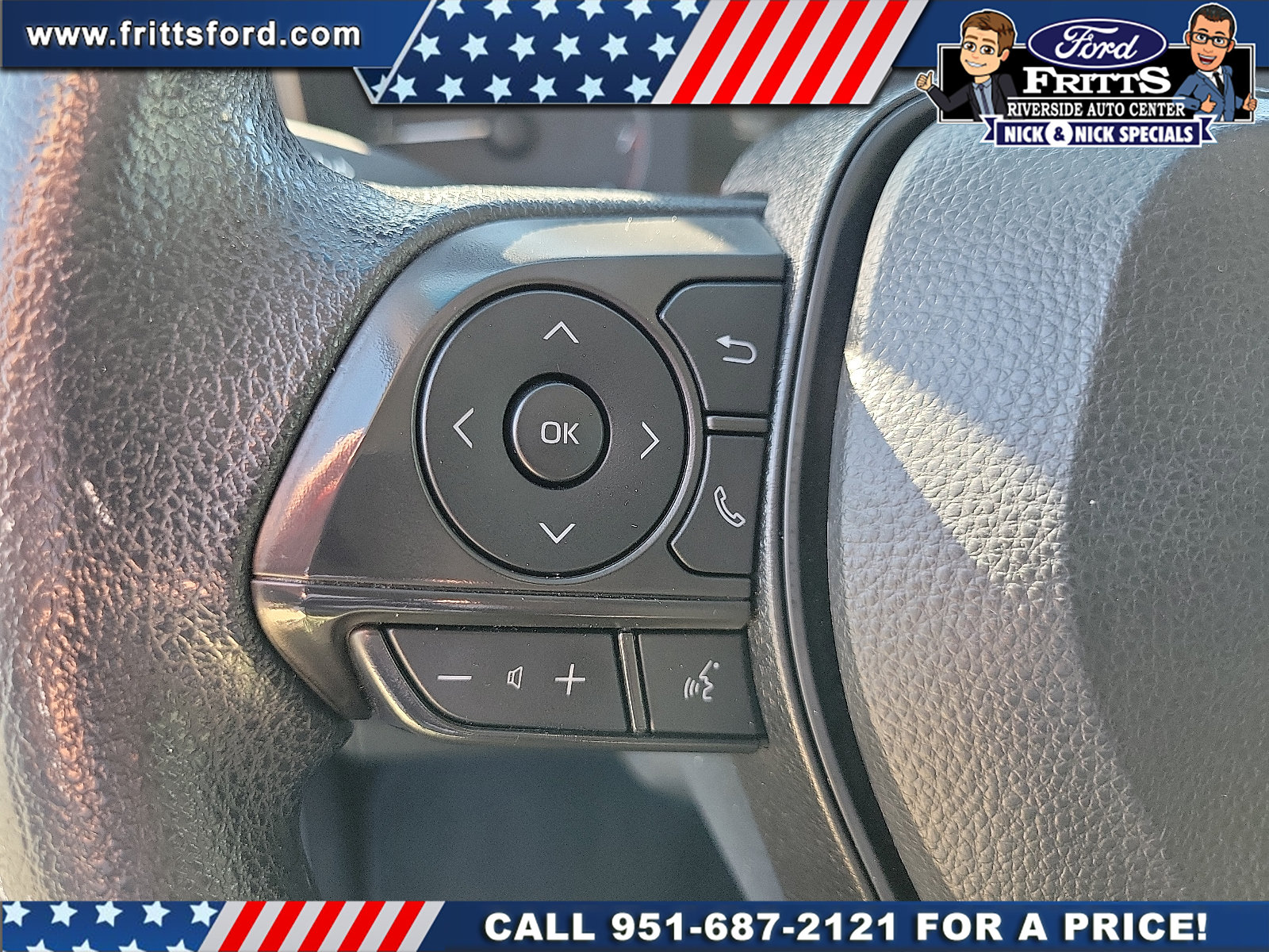 Used 2025 Toyota Corolla LE FWD image 6