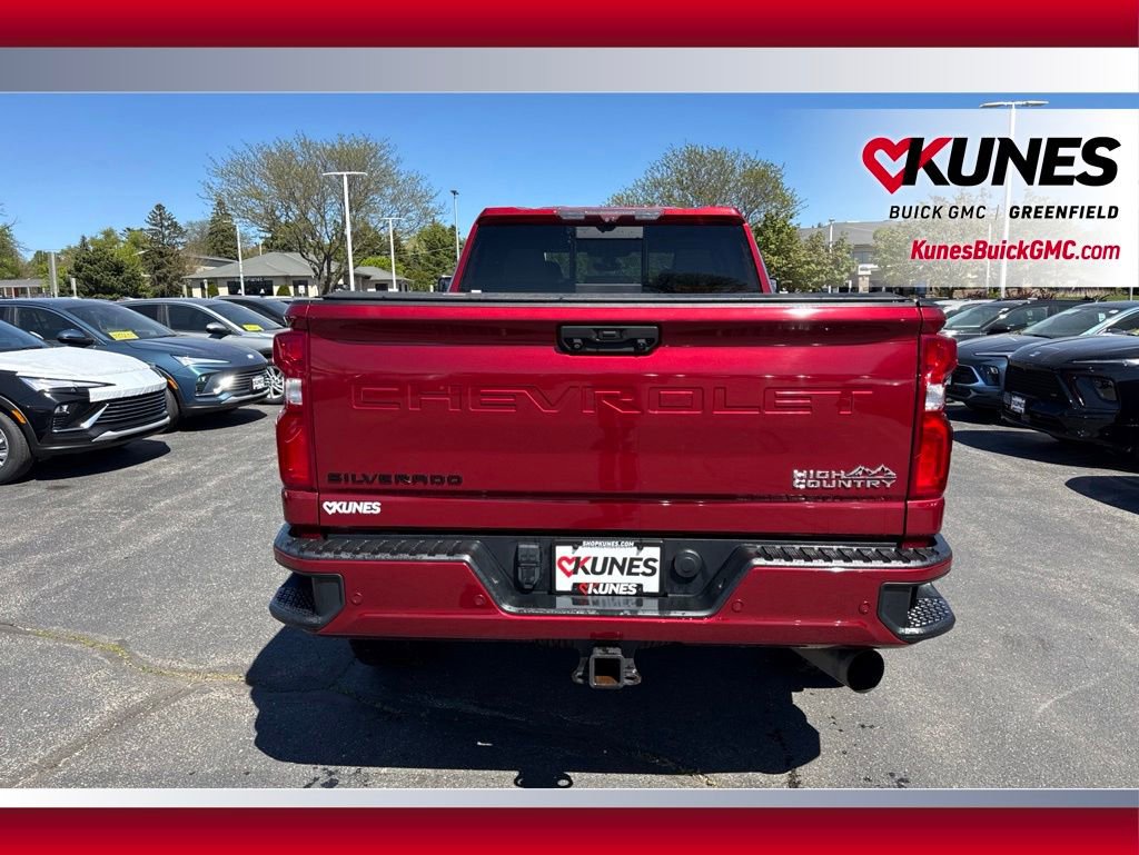 Used 2020 Chevrolet Silverado 2500 High Country w/ Technology Package AWD/4WD image 7